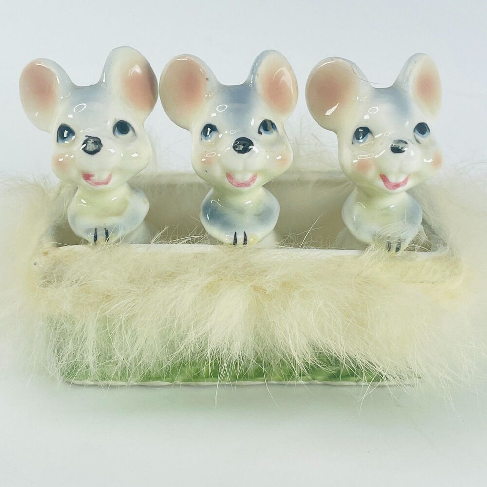 VTG 3 Mice In Basket Figurine Fur Fuzzy Ceramic Kitschy MCM Japan Hand Painted